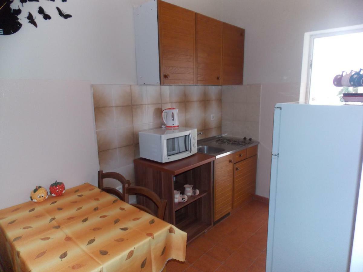 Apartmani Adriatic Ana Novaglia Camera foto